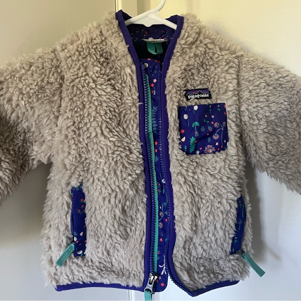 Patagonia Retro-X Fleece Girls Jacket - Cream and Purple Floral Accents